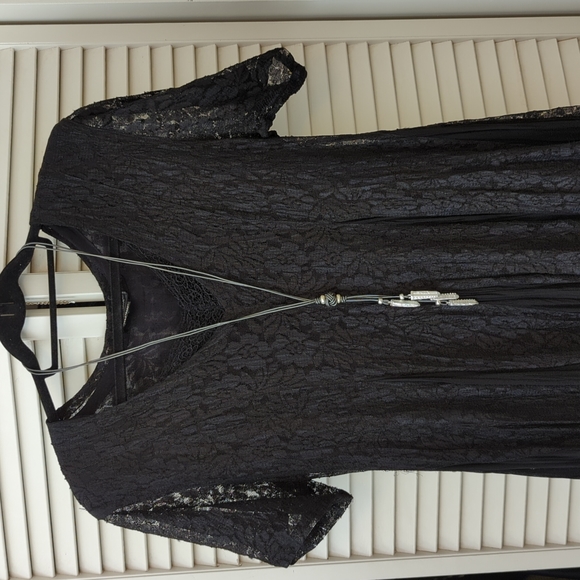 BOGO Necklace - Picture 2 of 8